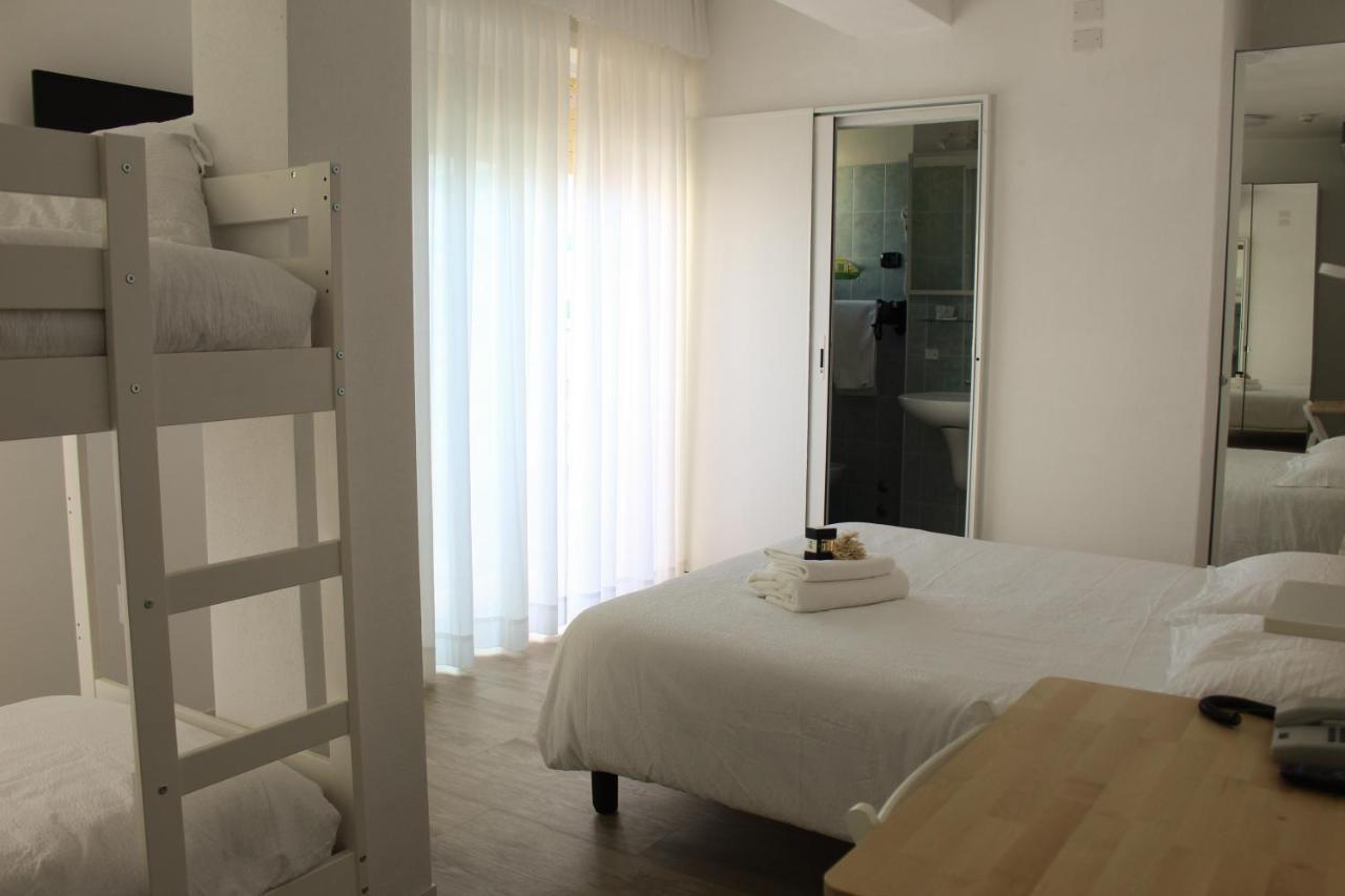Hotel Venezuela Jesolo Extérieur photo