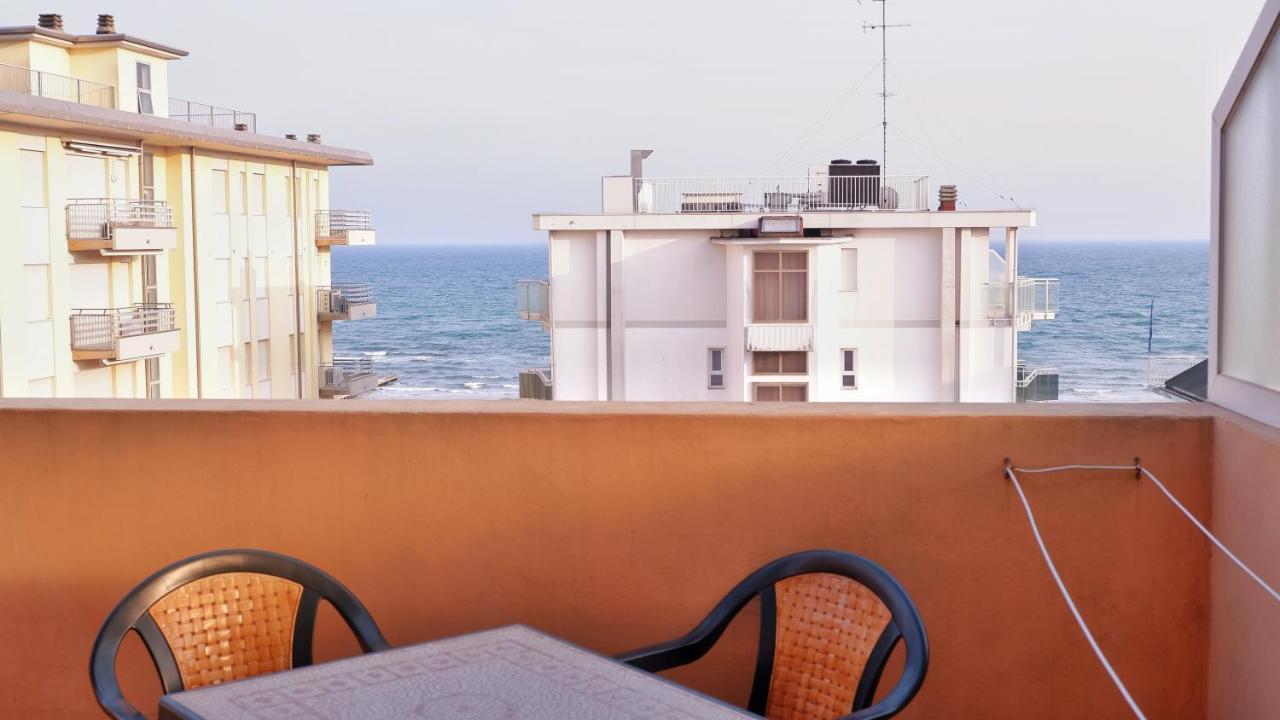 Hotel Venezuela Jesolo Extérieur photo