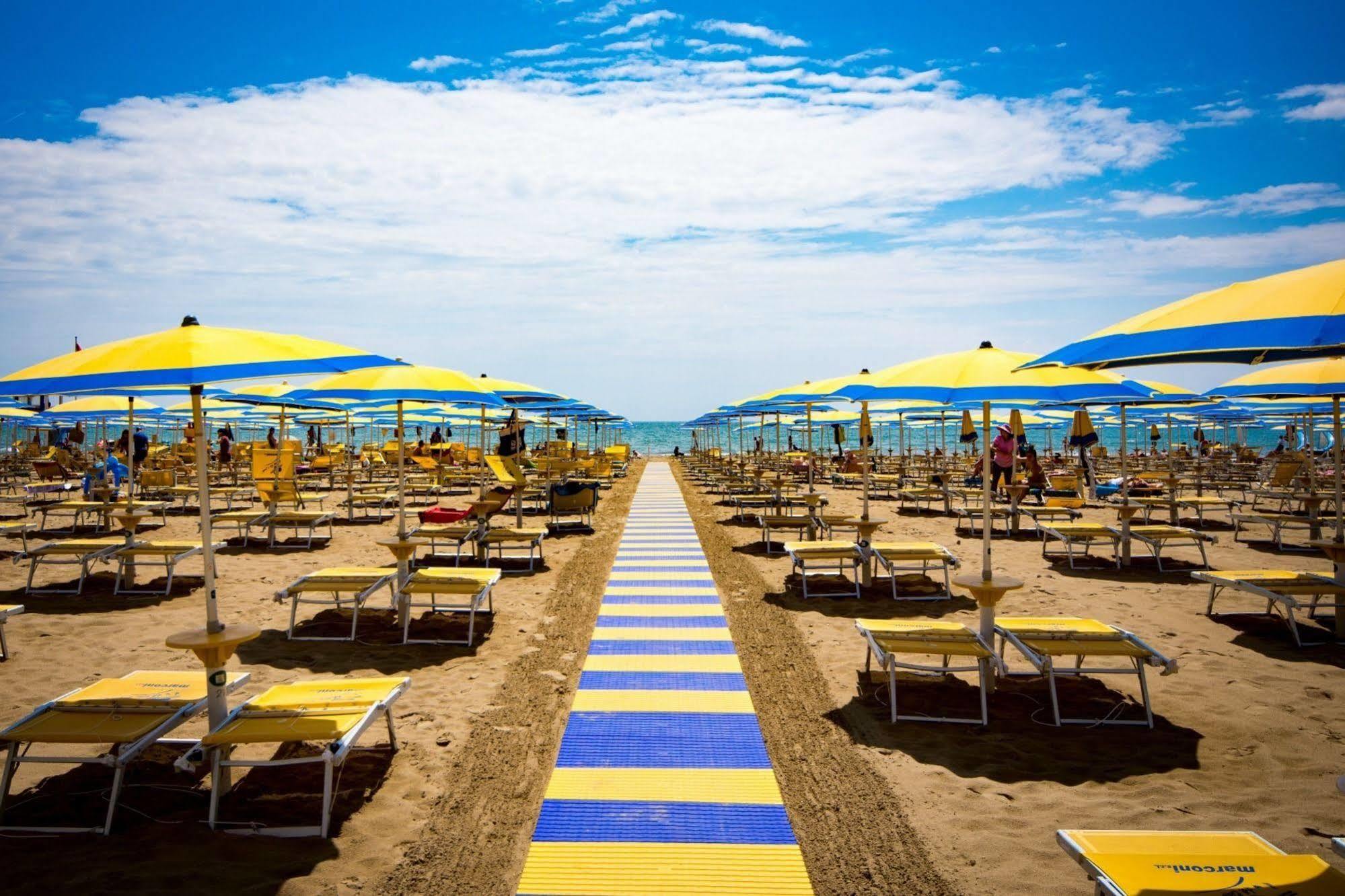 Hotel Venezuela Jesolo Extérieur photo