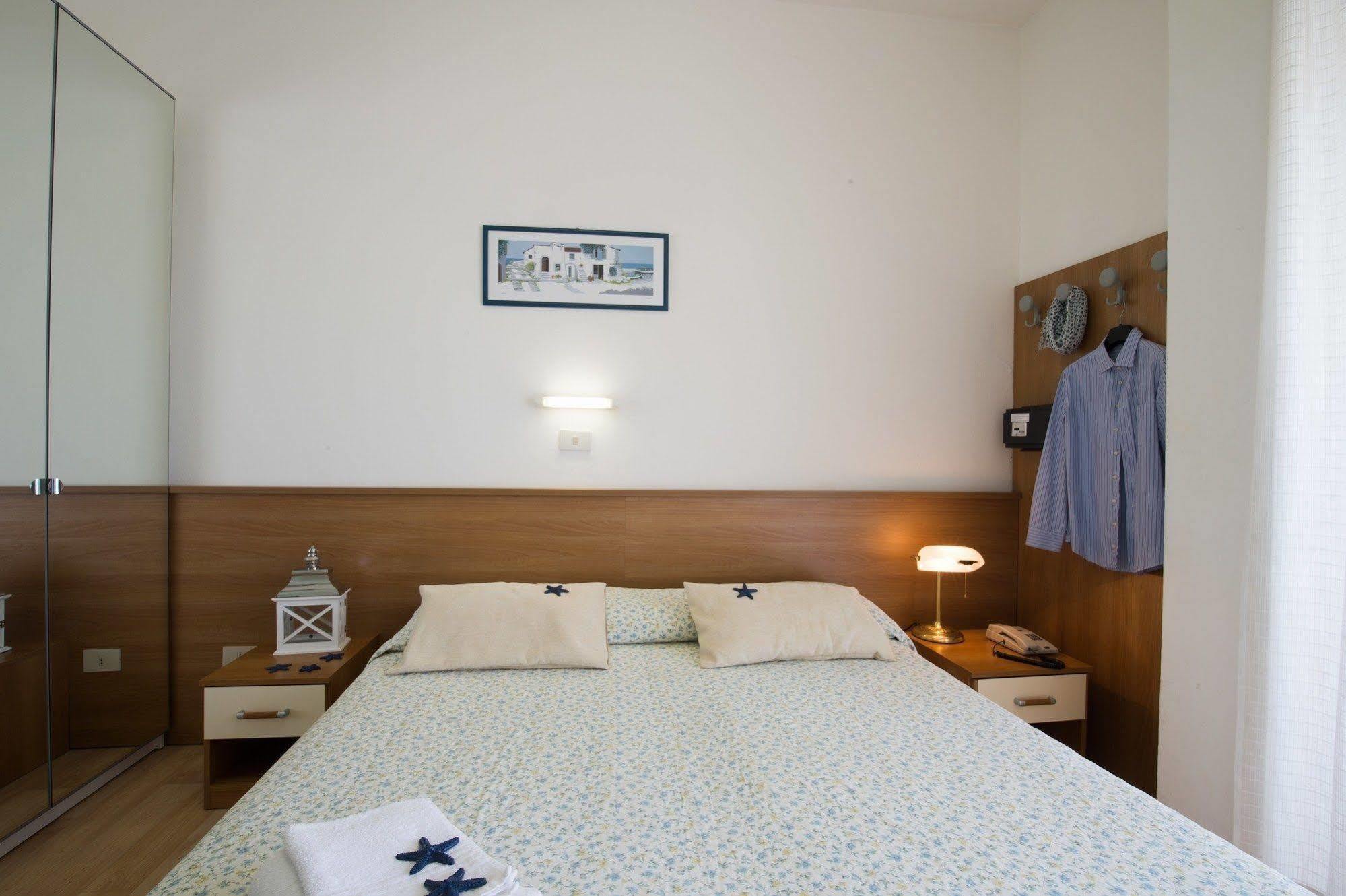 Hotel Venezuela Jesolo Extérieur photo