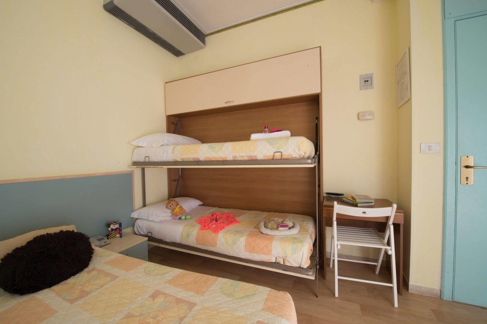 Hotel Venezuela Jesolo Extérieur photo